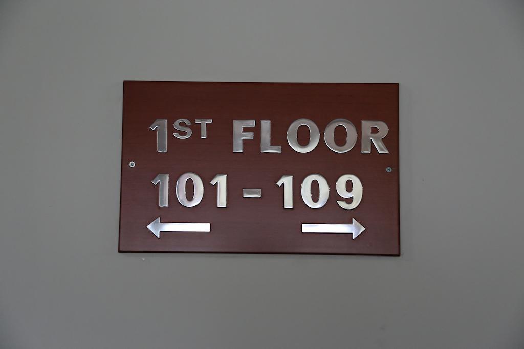Hotel Apollonia Pristina Kültér fotó
